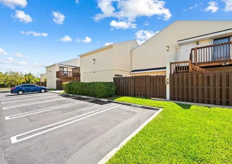 641 Executive Center Drive West Palm Beach FL 33401