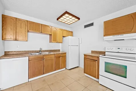 641 Executive Center Drive West Palm Beach FL 33401