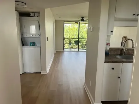 3138 Via Poinciana Lake Worth FL 33467