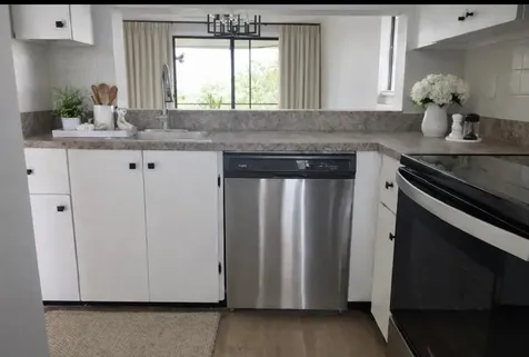 3138 Via Poinciana Lake Worth FL 33467