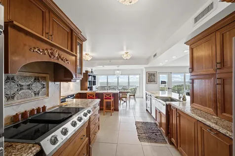 4301 N Ocean 0706 Boulevard Boca Raton FL 33431