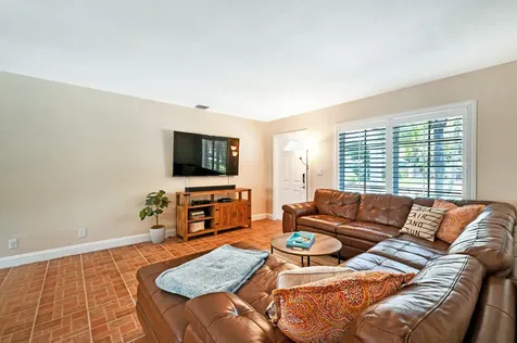 904 SE 12th Street Deerfield Beach FL 33441