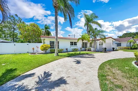 904 SE 12th Street Deerfield Beach FL 33441