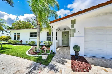 904 SE 12th Street Deerfield Beach FL 33441