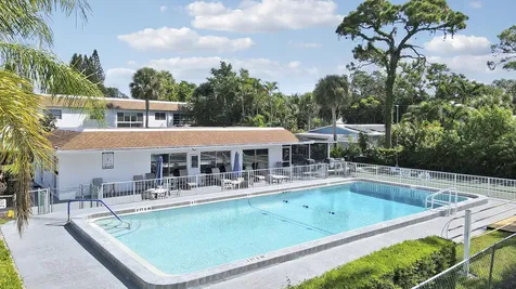 2950 Se Ocean Boulevard Stuart FL 34996