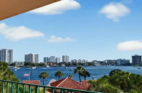 140 SE 5th Avenue Boca Raton FL 33432