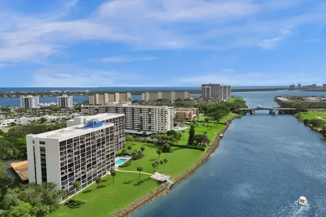 356 Golfview Road North Palm Beach FL 33408