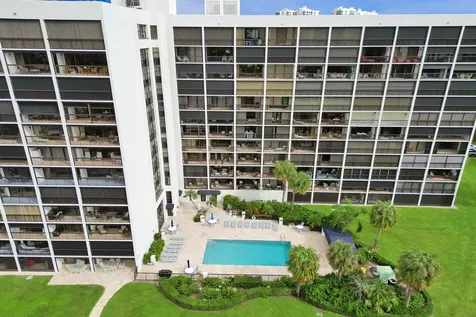 356 Golfview Road North Palm Beach FL 33408