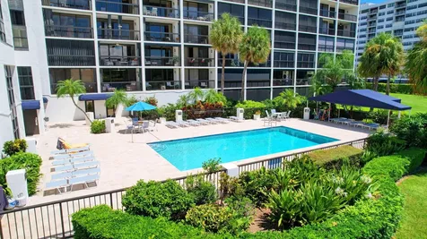 356 Golfview Road North Palm Beach FL 33408