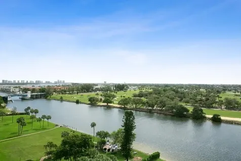 356 Golfview Road North Palm Beach FL 33408