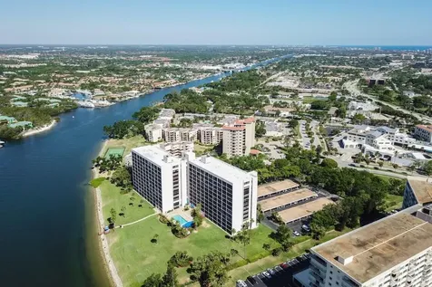 356 Golfview Road North Palm Beach FL 33408