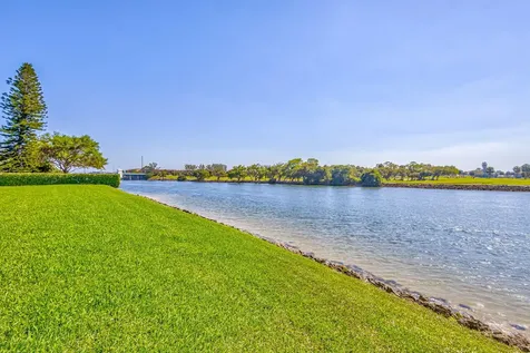 356 Golfview Road North Palm Beach FL 33408
