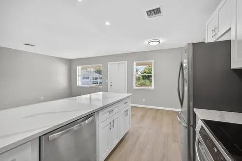 42 Easthampton B West Palm Beach FL 33417