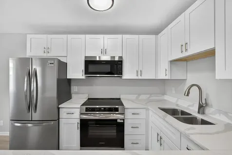 42 Easthampton B West Palm Beach FL 33417