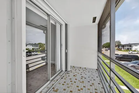 42 Easthampton B West Palm Beach FL 33417