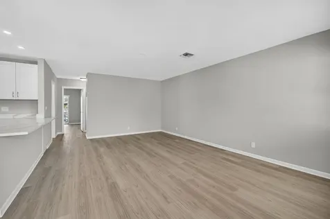 42 Easthampton B West Palm Beach FL 33417
