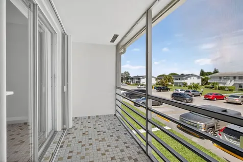 42 Easthampton B West Palm Beach FL 33417