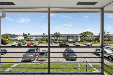 42 Easthampton B West Palm Beach FL 33417