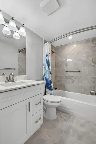 42 Easthampton B West Palm Beach FL 33417