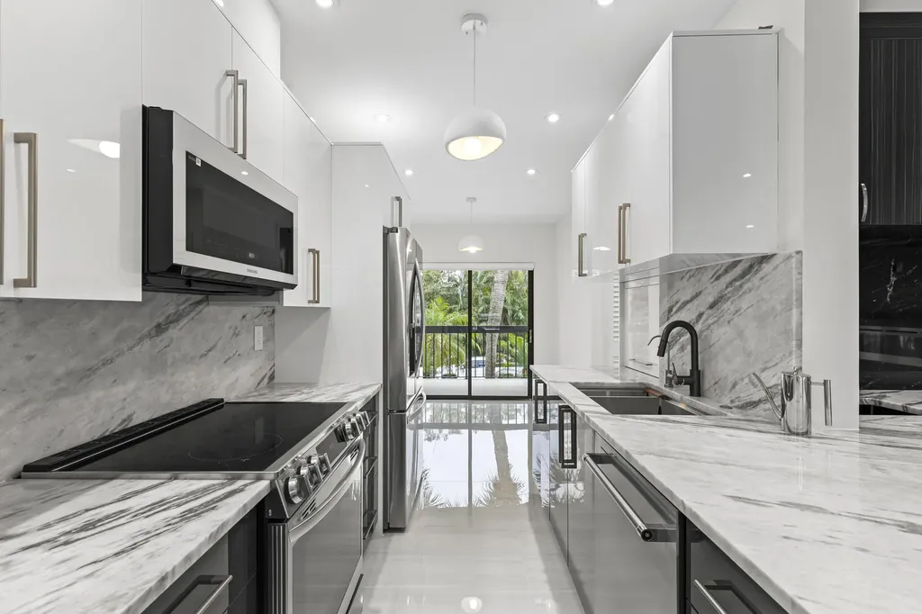 11311 Pond View Drive Wellington FL 33414