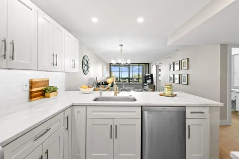 3200 N Highway A1a Hutchinson Island FL 34949
