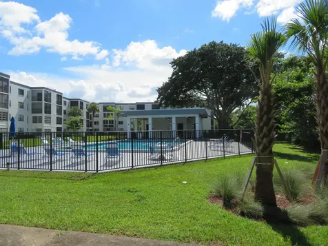 9233 Sw 8th Street Boca Raton FL 33428