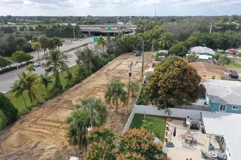6745 Forest Court West Palm Beach FL 33405