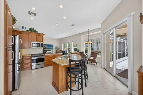 902 Augusta Pointe Drive Palm Beach Gardens FL 33418