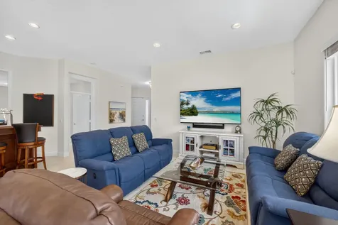 902 Augusta Pointe Drive Palm Beach Gardens FL 33418