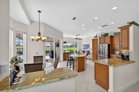 902 Augusta Pointe Drive Palm Beach Gardens FL 33418