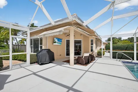 902 Augusta Pointe Drive Palm Beach Gardens FL 33418