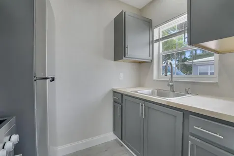 1001 S Federal Highway Lake Worth Beach FL 33460