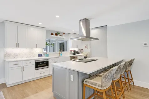 926 Sw 1st Street Boca Raton FL 33486