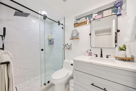 926 Sw 1st Street Boca Raton FL 33486