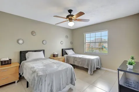 1541 Se Minorca Avenue Port Saint Lucie FL 34952