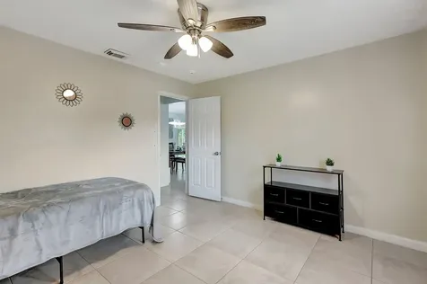 1541 Se Minorca Avenue Port Saint Lucie FL 34952