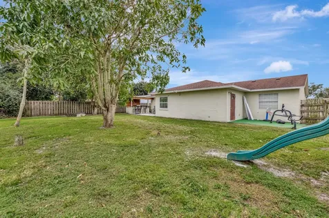 1541 Se Minorca Avenue Port Saint Lucie FL 34952