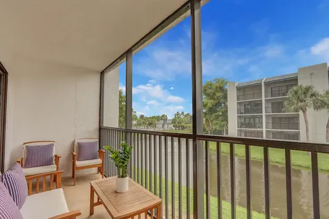 1605 S Us Highway 1 A204 Jupiter FL 33477