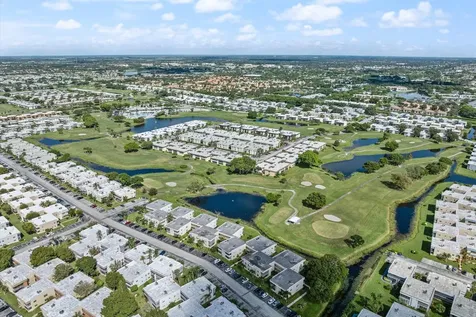 578 Burgundy M Delray Beach FL 33484