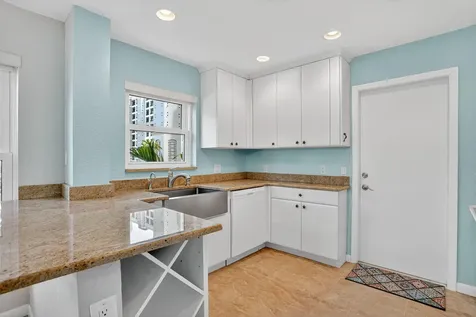 2870 Ne 14th Street Causeway Pompano Beach FL 33062