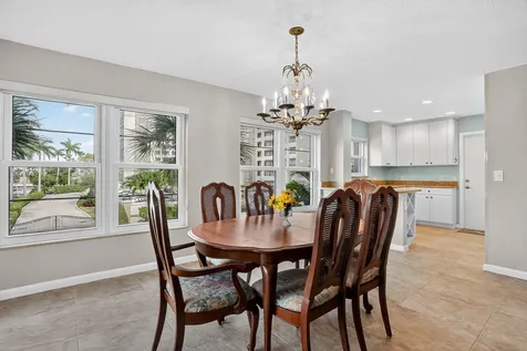 2870 Ne 14th Street Causeway Pompano Beach FL 33062