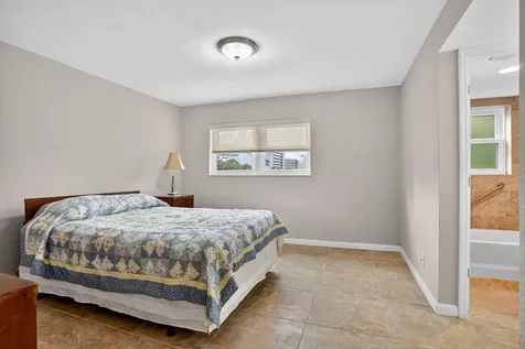 2870 Ne 14th Street Causeway Pompano Beach FL 33062