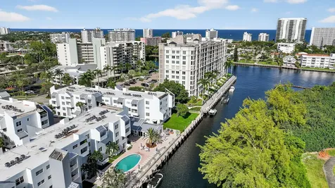 2870 Ne 14th Street Causeway Pompano Beach FL 33062