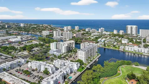 2870 Ne 14th Street Causeway Pompano Beach FL 33062