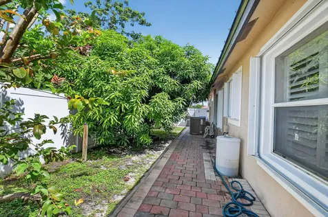 4768 Cypress Drive Boynton Beach FL 33436