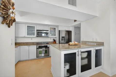 275 NW Flagler Avenue Stuart FL 34994