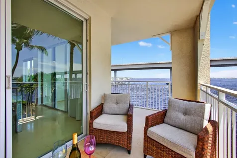 275 NW Flagler Avenue Stuart FL 34994