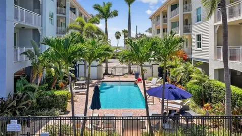 275 NW Flagler Avenue Stuart FL 34994