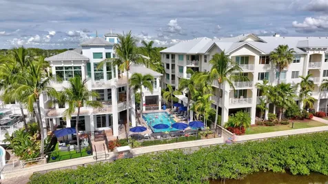 275 NW Flagler Avenue Stuart FL 34994