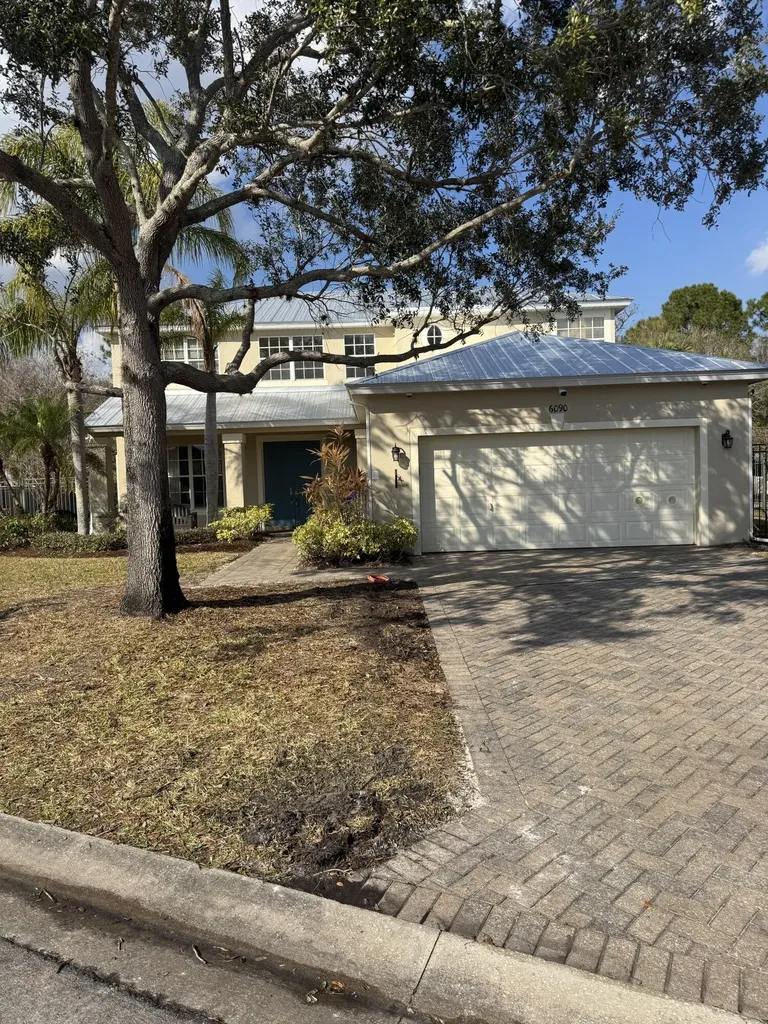6090 46 Lane Vero Beach FL 32967